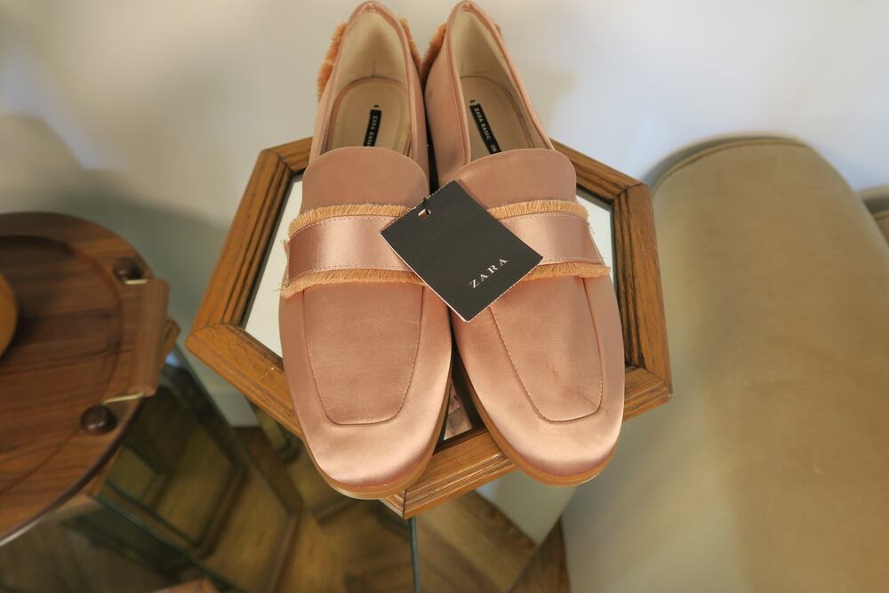 Zara Basic Blush Pink Satin Fringe Loafers, NWT (Flaw)